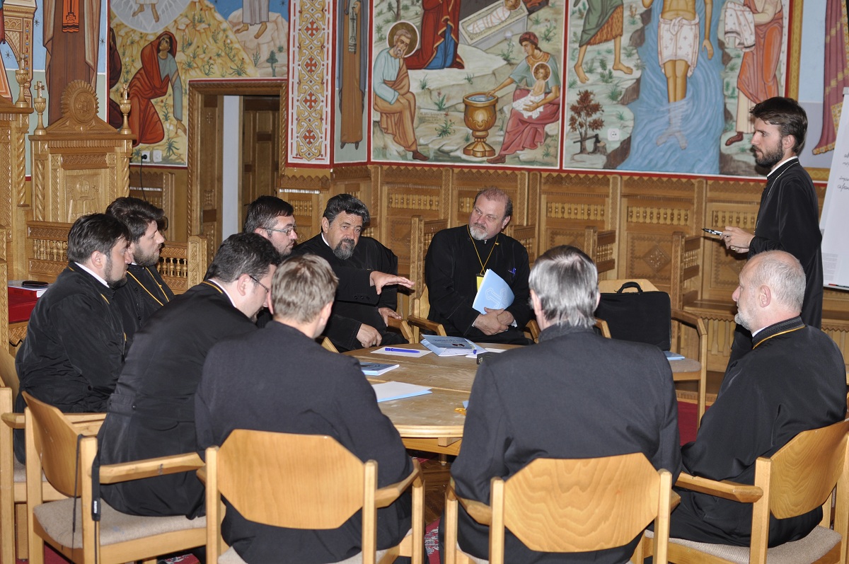 La Durău au debutat conferinţele semestriale preoţeşti ale Arhiepiscopiei Iaşilor