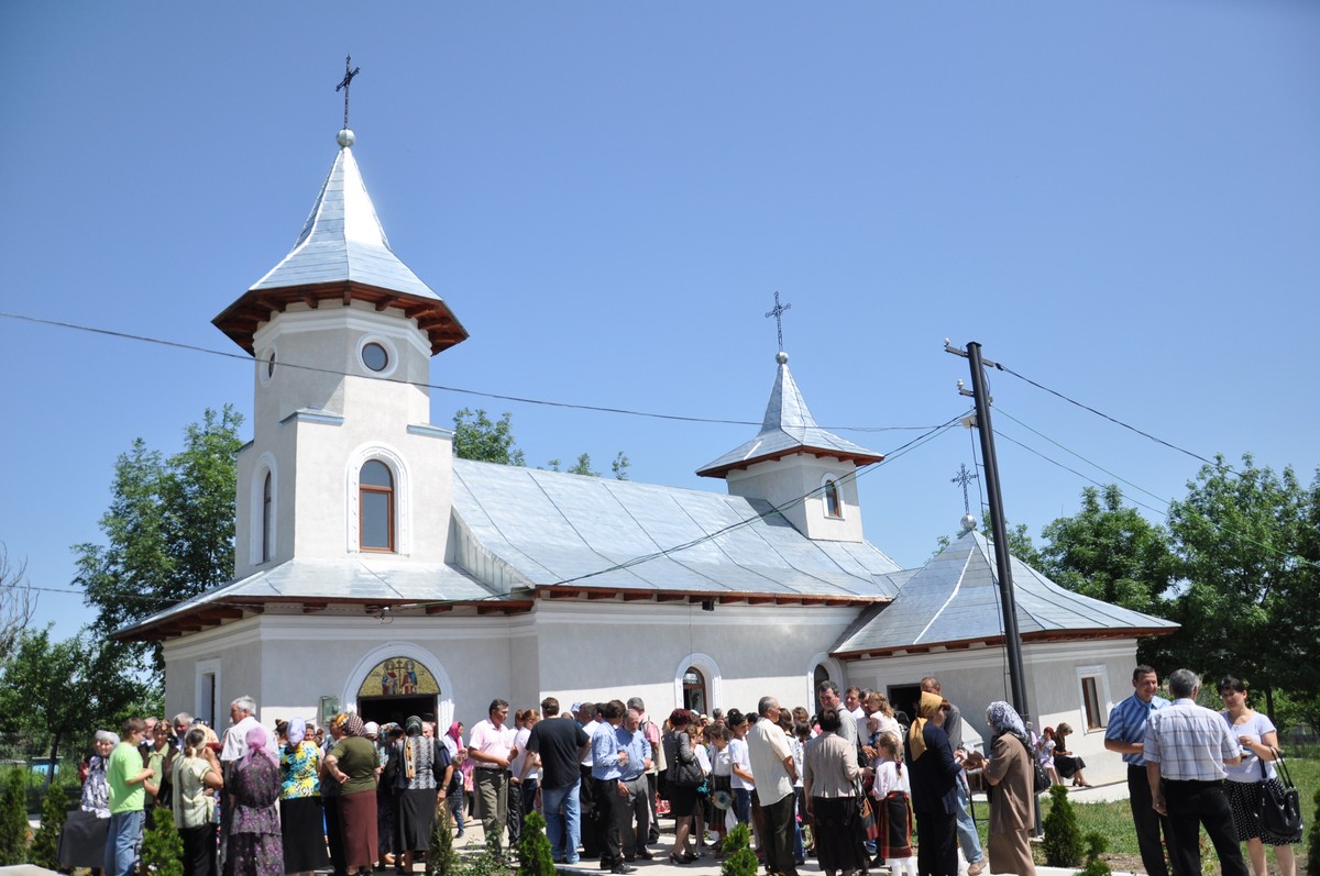Hramul Mănăstirii Şoldana, sărbătorit prin Liturghie arhierească