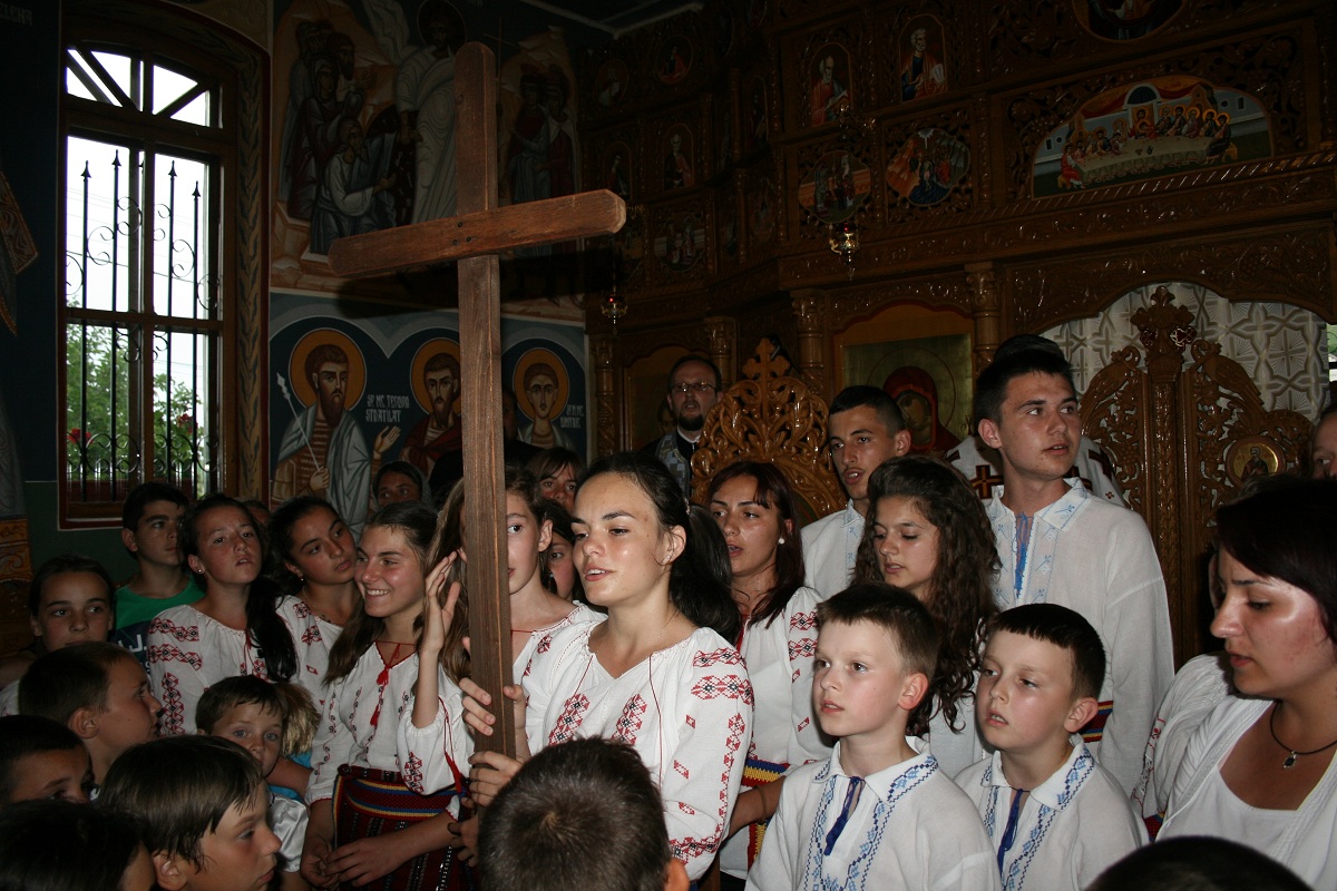 Manifestări cultural-religioase deosebite, la hramul parohiei din Bogonos, Leţcani
