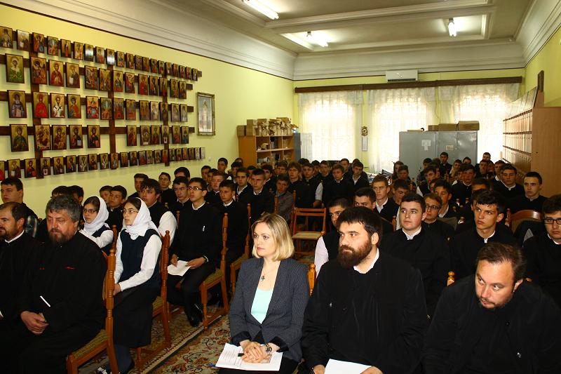 Simpozion la Piatra Neamţ