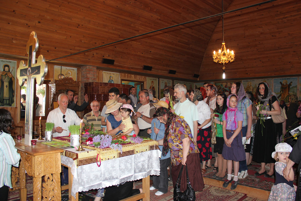 Procesiune pe „Drumul Crucii” la Piatra-Neamţ