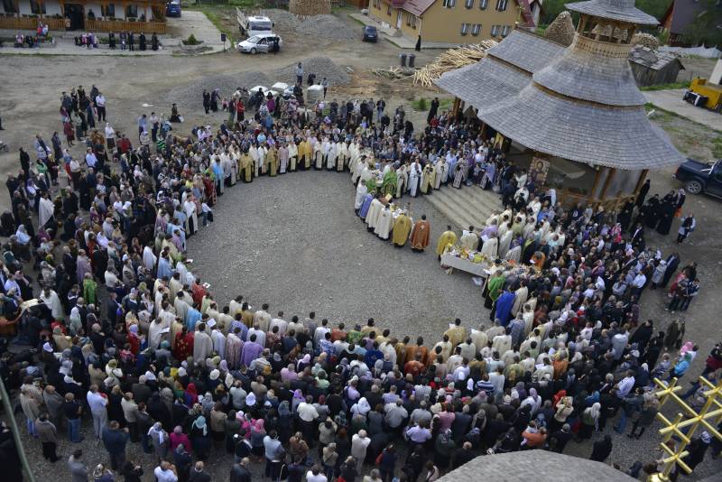 Taina Sfântului Maslu pentru părintele Justin Pârvu