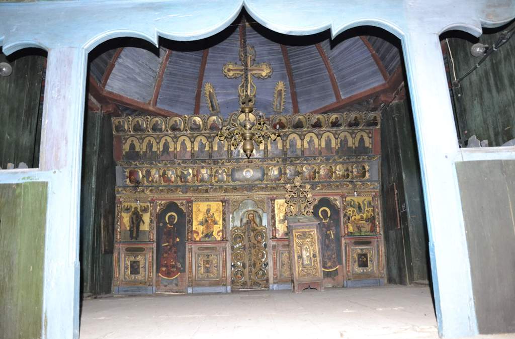 Bisericuţa de lemn, “inima Cerviceştilor”