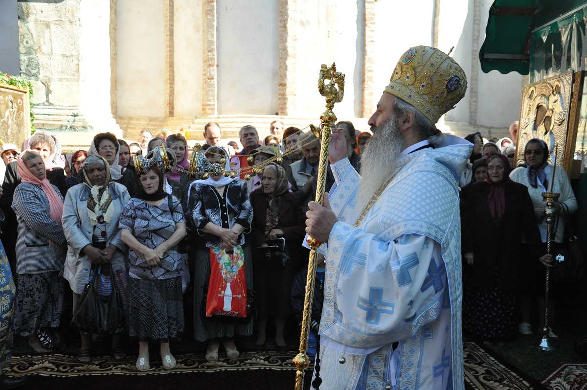 „În Săptămâna Luminată, o sărbătorim pe Maica Luminii” „În Săptămâna Luminată, o sărbătorim pe Maica Luminii”