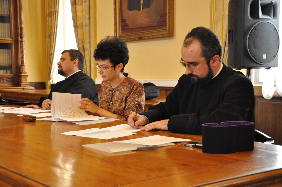 Trei copii talentați vor reprezenta Arhiepiscopia Iaşilor la concursul „Bucuria de a fi creștin“