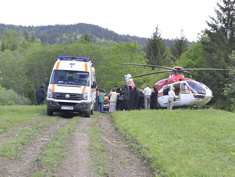 Părintele Justin Pârvu a revenit la mănăstire