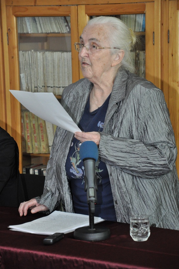 Doamna Lidia Stăniloae, fiica marelui teolog român Dumitru Stăniloae Lidia Stăniloae a conferenţiat la Facultatea de Teologie Ortodoxă din Iaşi