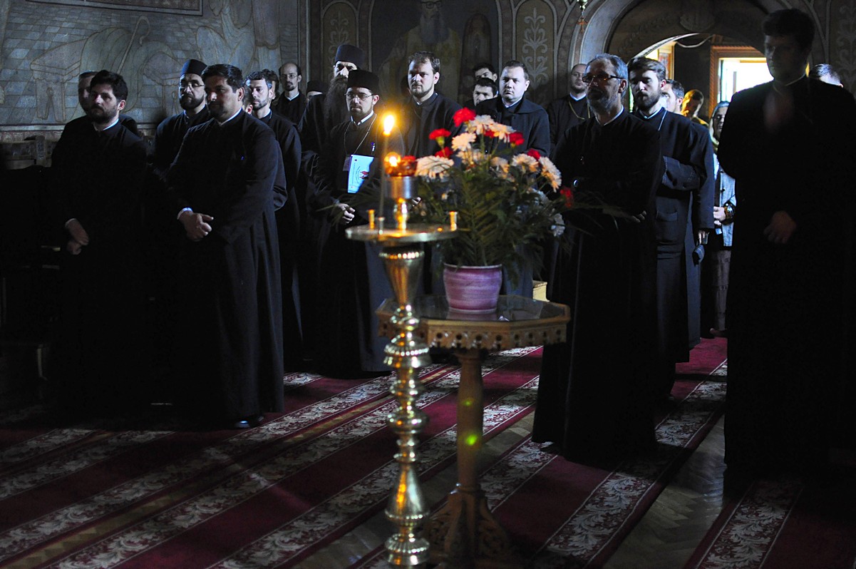 Preoţii Protopopiatului Iaşi 1, în conferinţă semestrială de primăvară