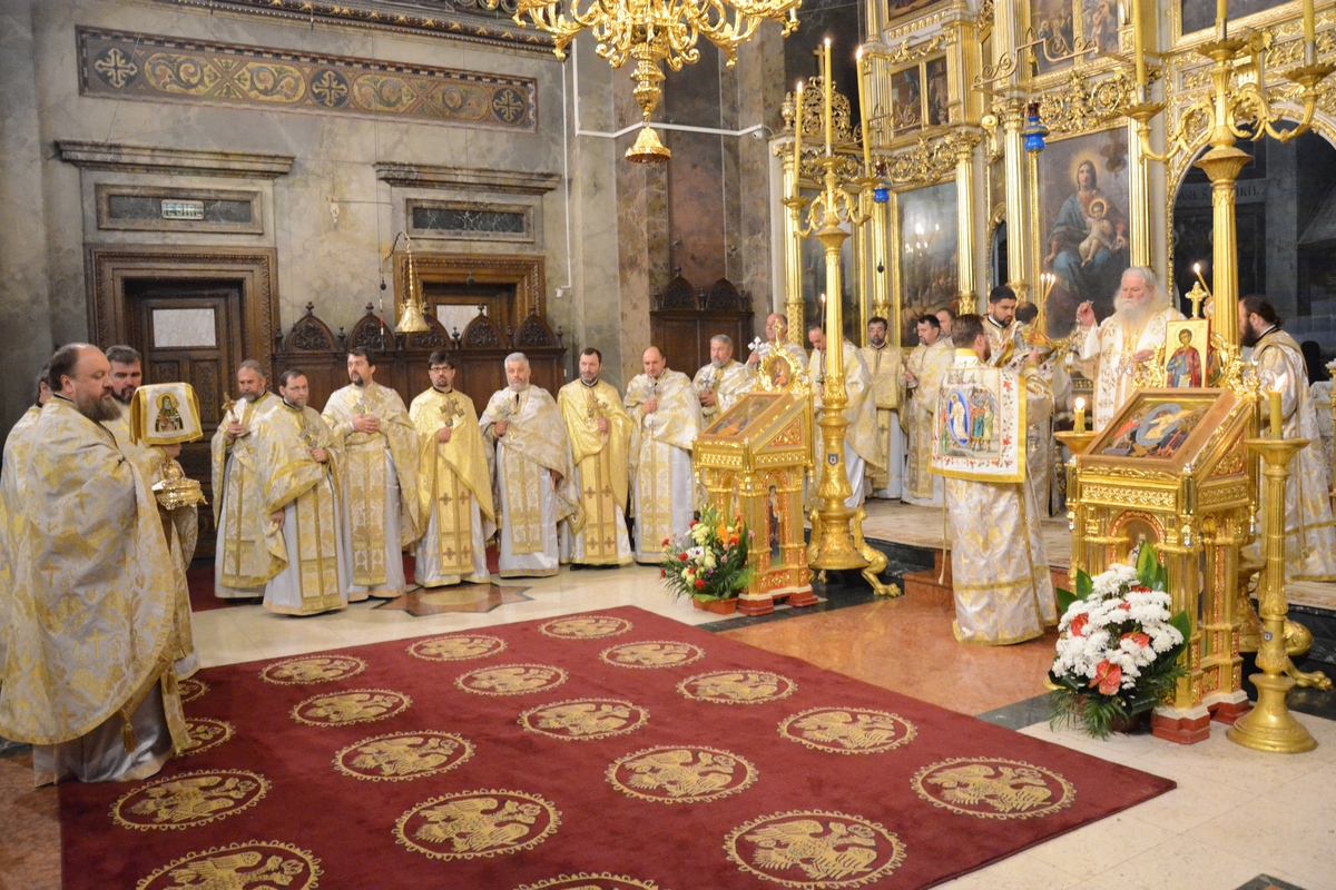 Emoţie şi nostalgie, la revederea după 20 de ani a primei generaţii de la Facultatea de Teologie din Iaşi