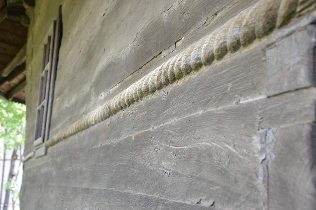 Biserica Vârgolici: o bijuterie şlefuită în lemn