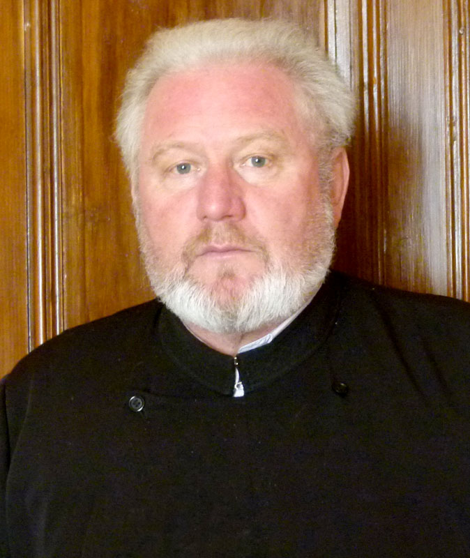 Calitatea de naşi presupune să oferi mirilor sentimentul de siguranţă