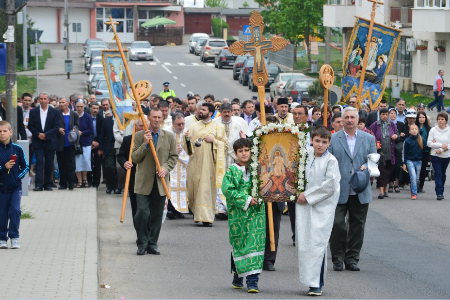 Credincioşi şi preoţi moineşteni, pe &quot;Calea Luminii&quot;