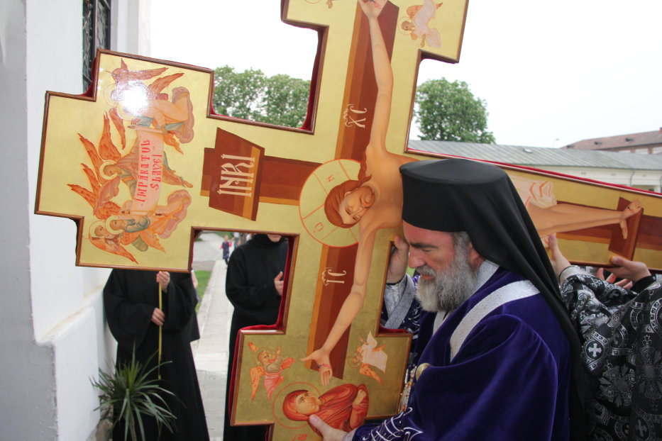 Denia celor 12 Evanghelii la Catedrala arhiepiscopală din Roman