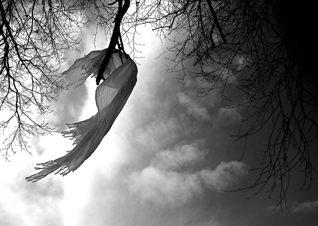 Un ierarh grec vorbeşte despre tragedia sinuciderilor