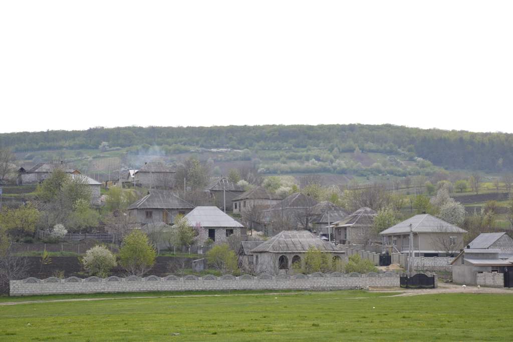 Moldoveni, deci români