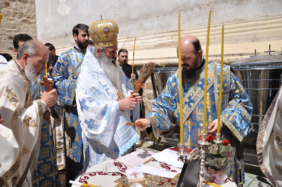 „În Săptămâna Luminată, o sărbătorim pe Maica Luminii” „În Săptămâna Luminată, o sărbătorim pe Maica Luminii”