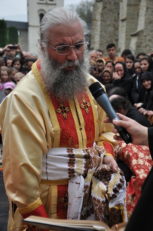 Stareţul Melchisedec Velnic, la slujba spălării picioarelor: „Cămara lui Hristos e împodobită cu veşmântul smereniei”