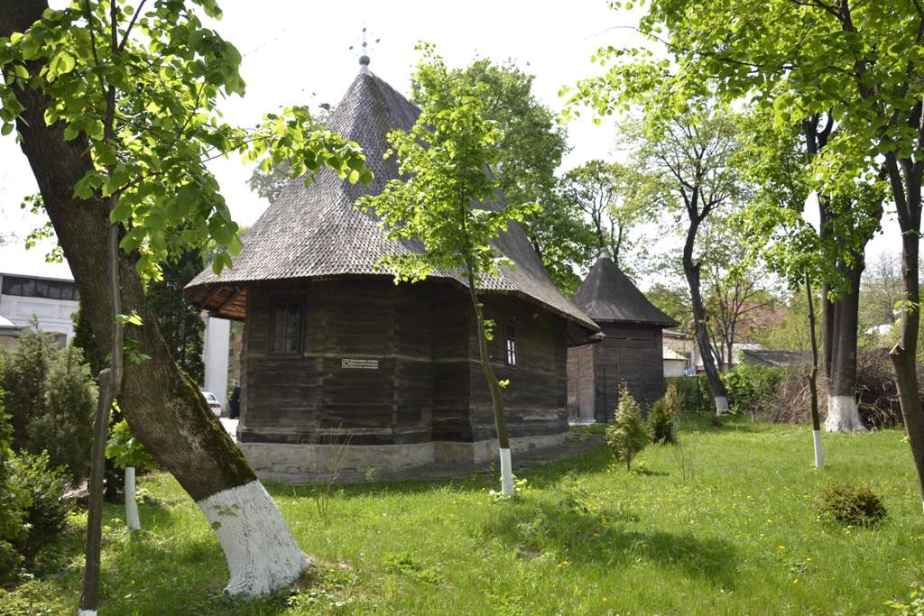 Biserica Vârgolici: o bijuterie şlefuită în lemn