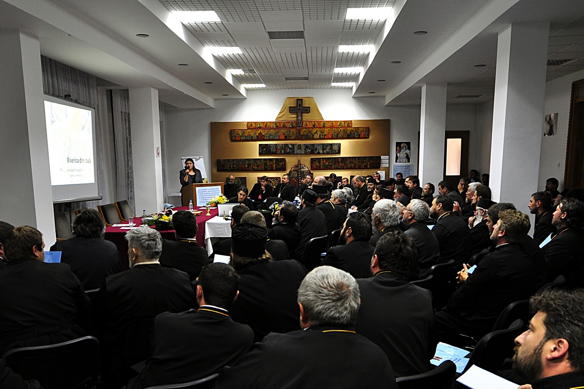 Protopopiatele Dorohoi şi Darabani, în conferinţă preoţească semestrială