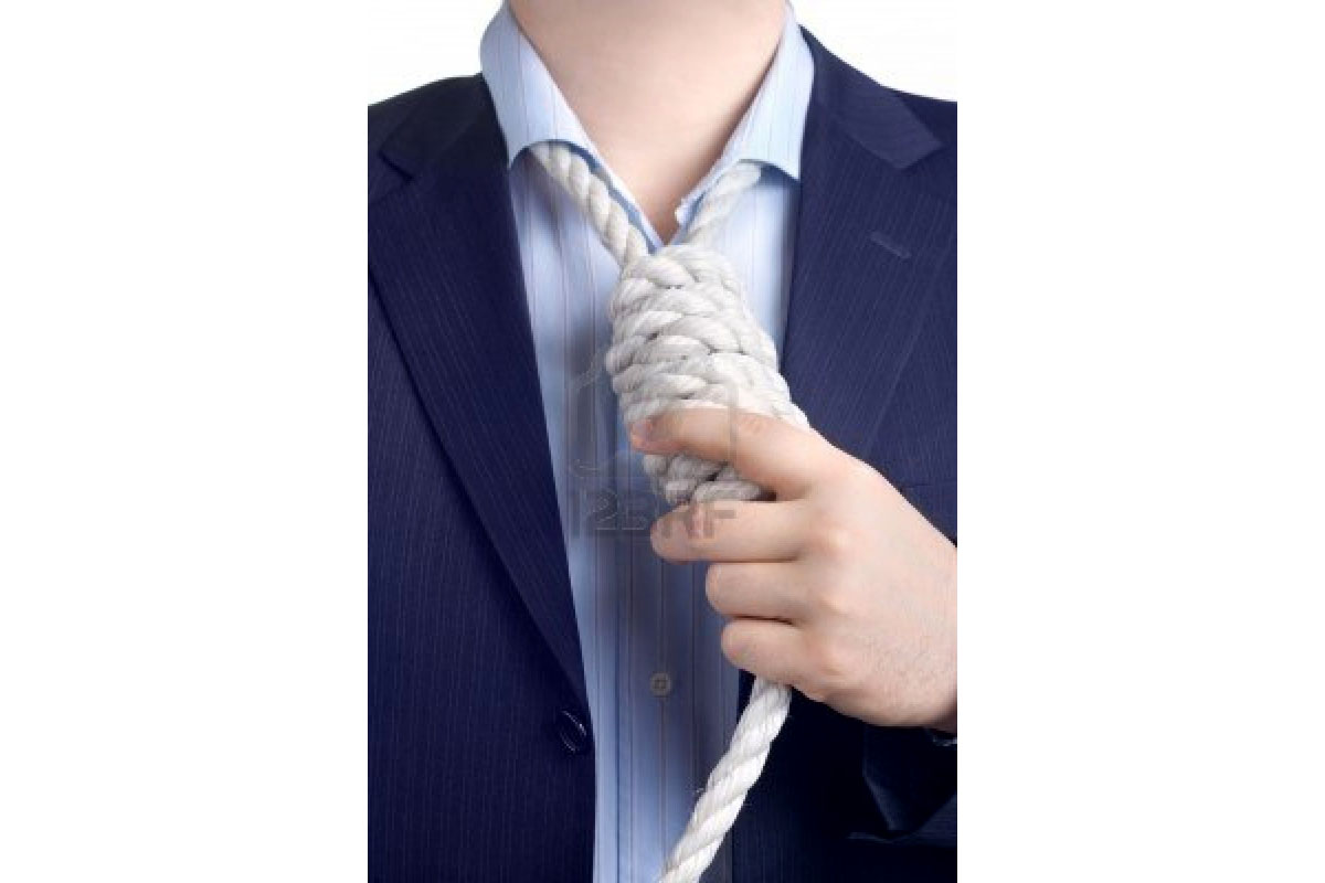 Cravata va fi obligatorie prin lege. Apoi se va preface-n ştreang