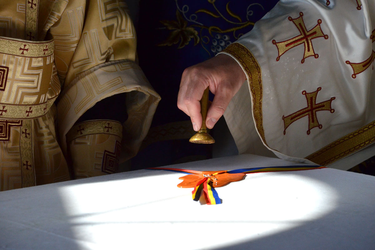 Aceasta este ziua pe care a făcut-o Domnul ca să ne bucurăm și să ne veselim într-însa