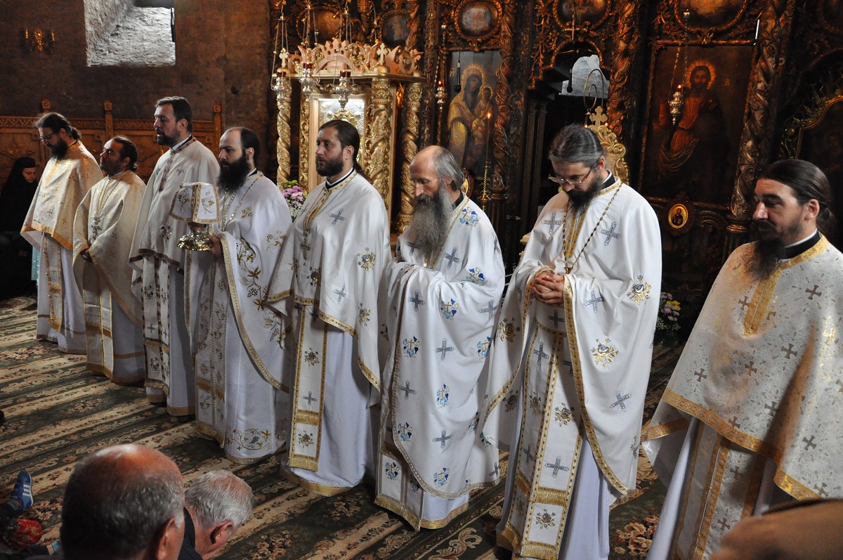 Mănăstirea Galata, în straie de sărbătoare