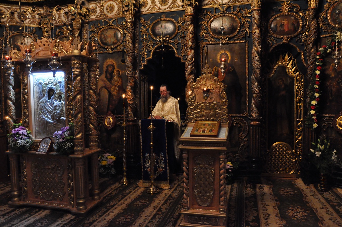 Priveghere în cinstea Înălţării Domnului la Mănăstirea Galata