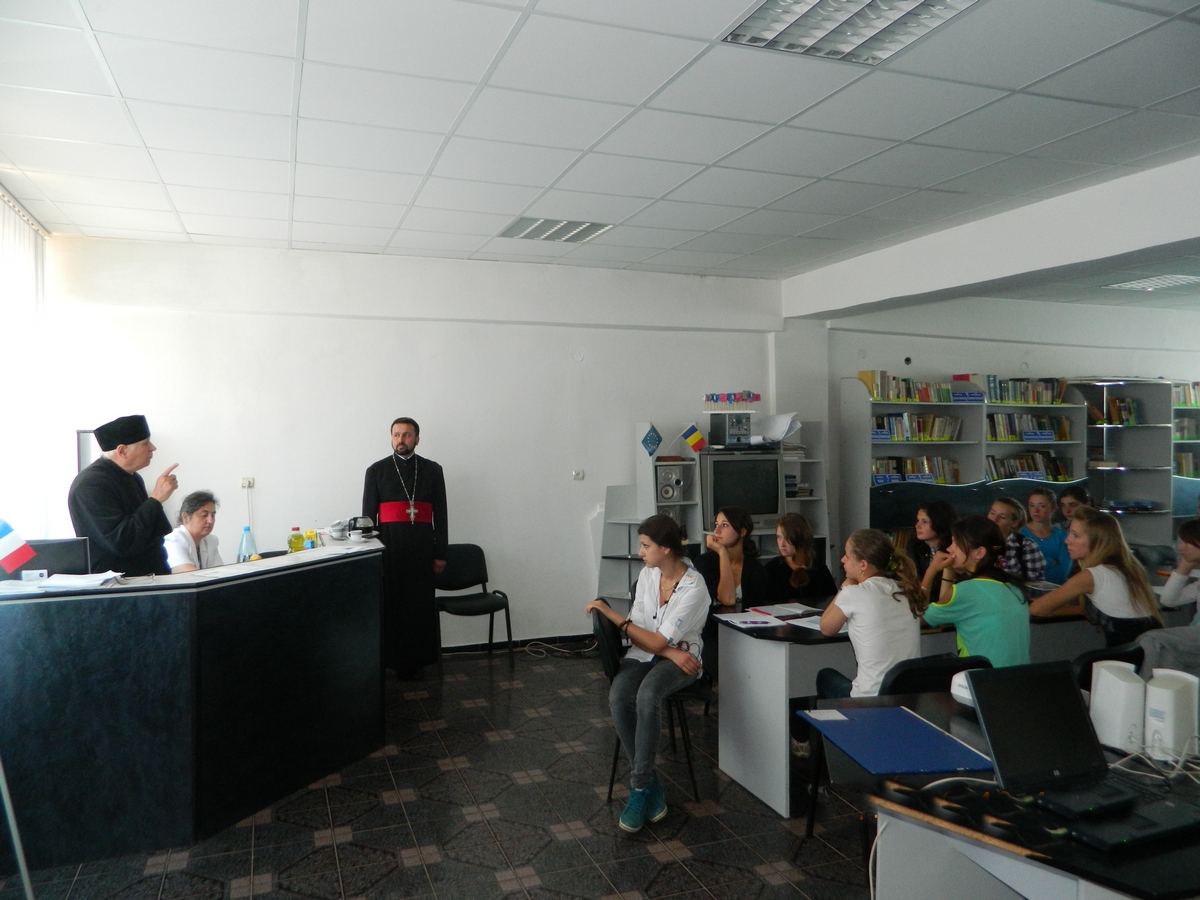 Personalitatea părintelui Dumitru Stăniloae, evocată la Podu-Turcului