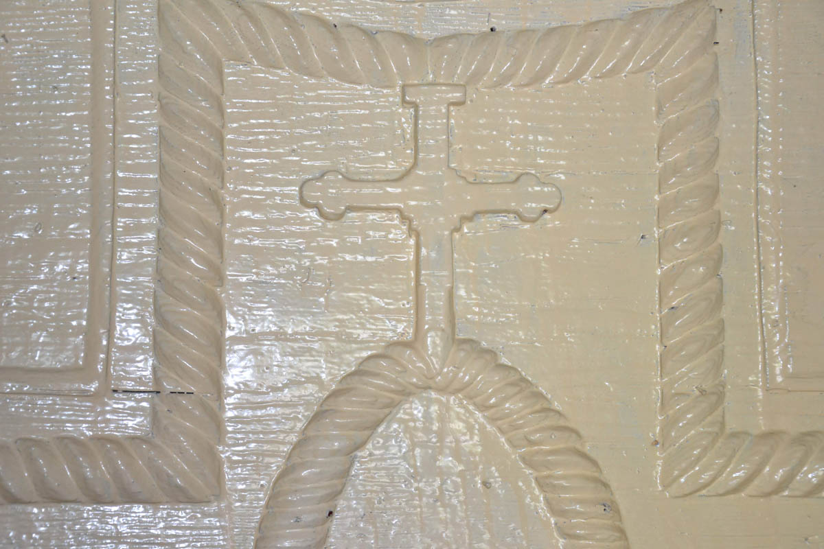 Bisericuţa “cu brâu” din codrii Văculeştilor