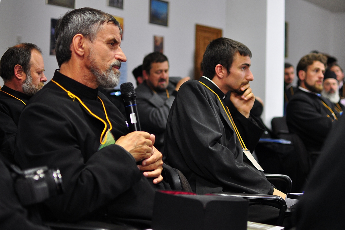 Protopopiatele Dorohoi şi Darabani, în conferinţă preoţească semestrială