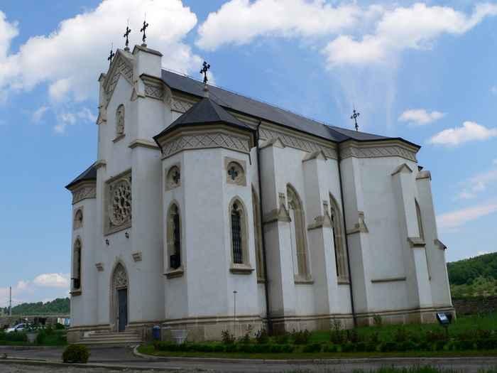 15 biserici din Protopopiatul Vaslui, într-un catalog despre România