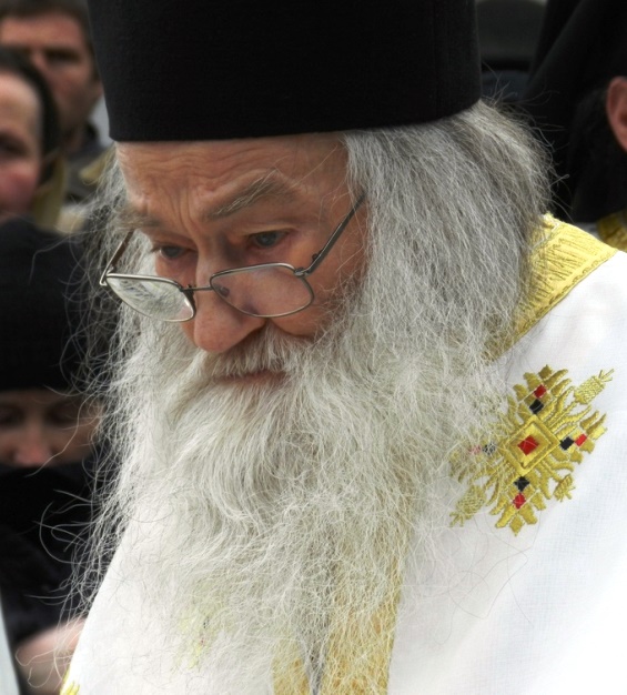 Slujirea Bisericii nu-i o meserie oarecare