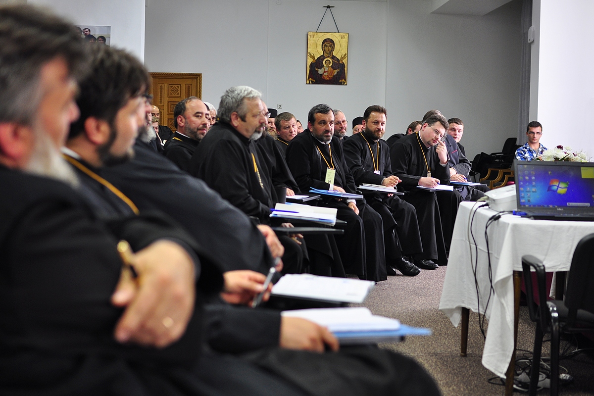 Protopopiatele Dorohoi şi Darabani, în conferinţă preoţească semestrială