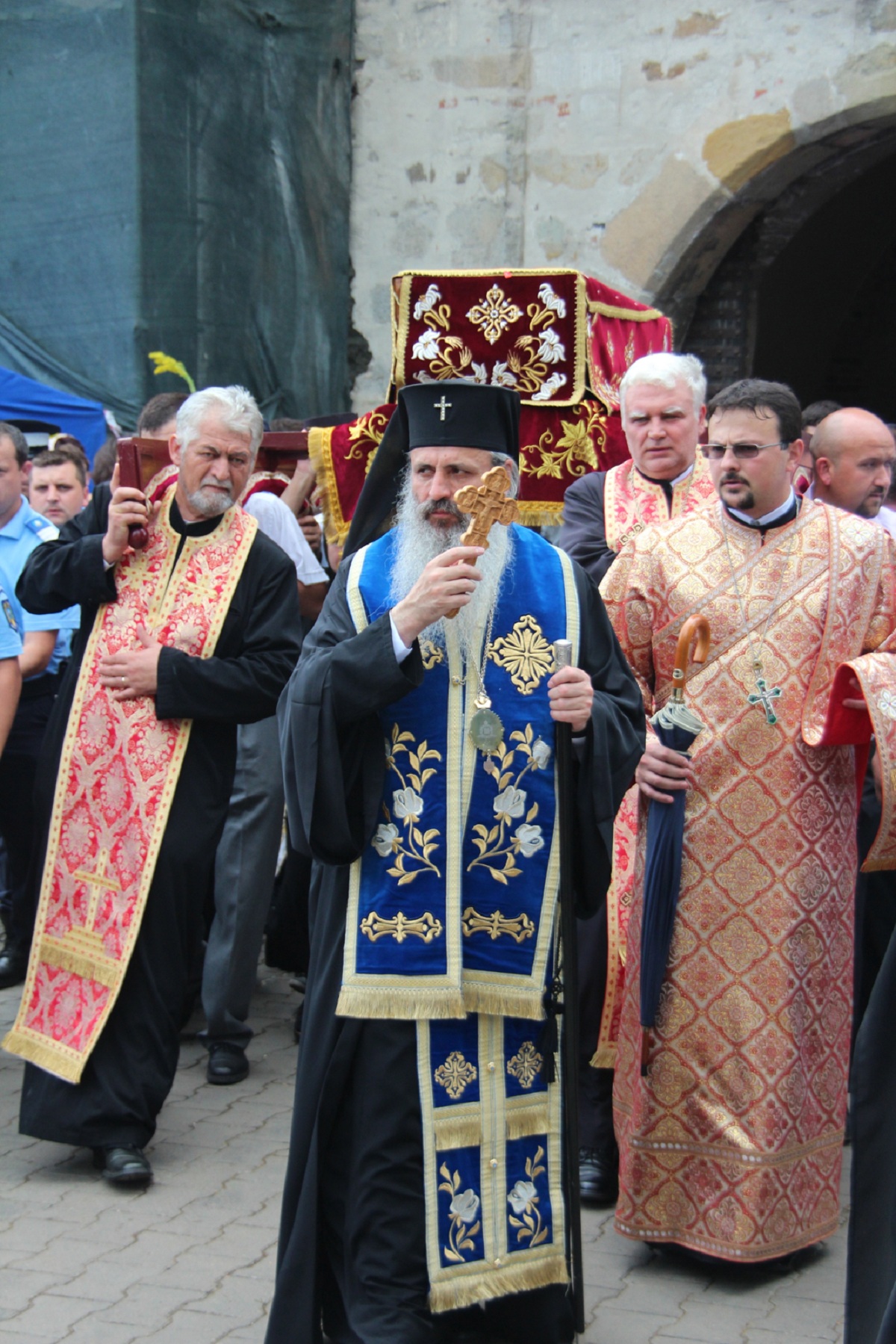 Procesiune cu moaştele Sfântului Ioan cel Nou de la Suceava