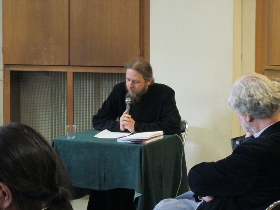 Doi preoți români noi doctori ai Institutului Saint Serge din Paris