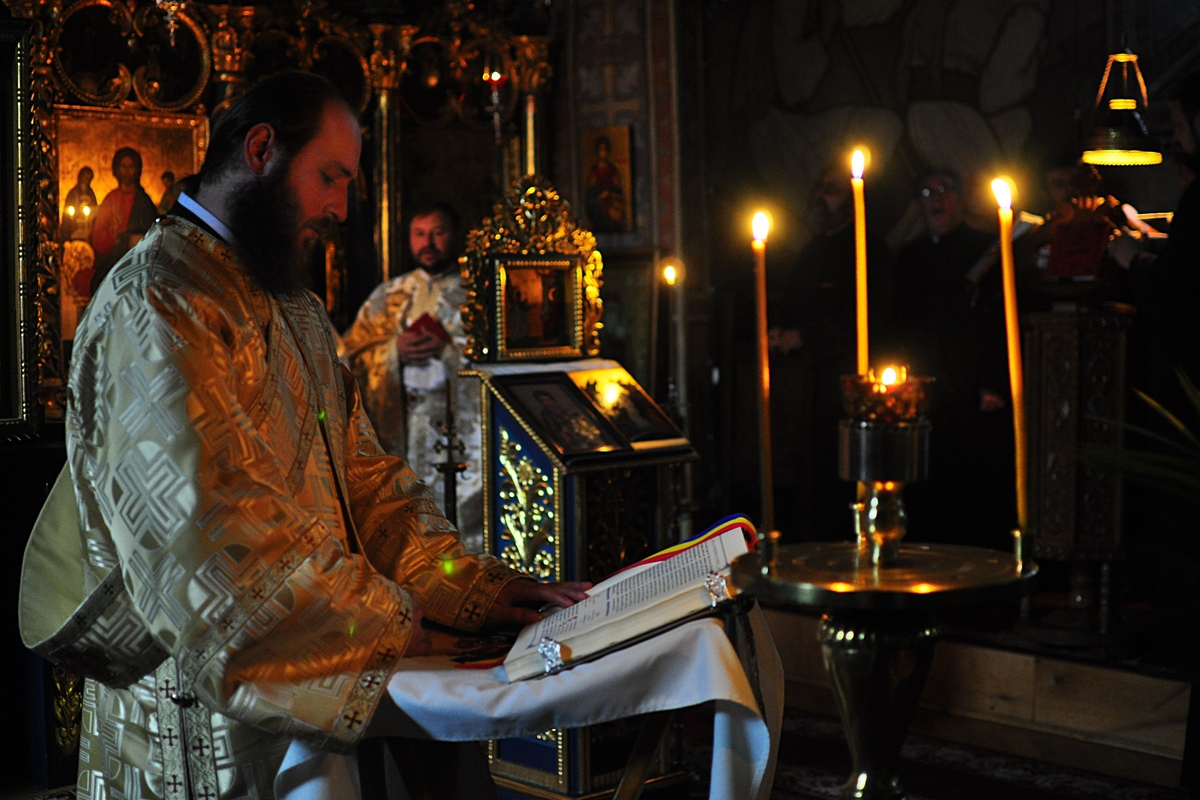 Protopopiatele Dorohoi şi Darabani, în conferinţă preoţească semestrială