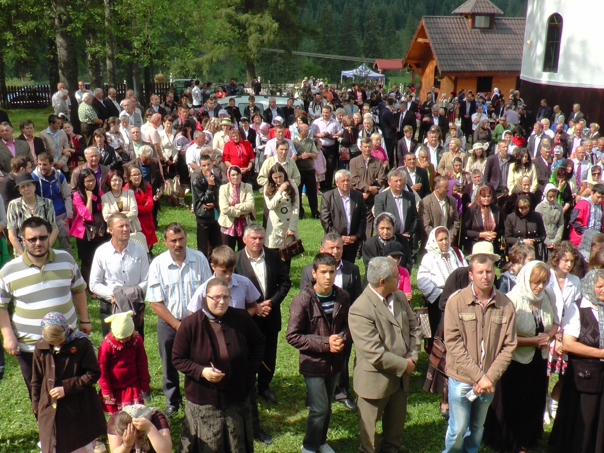 &quot;Oamenii se sfinţesc atunci când ridică sau înfrumuseţează o biserică&quot;