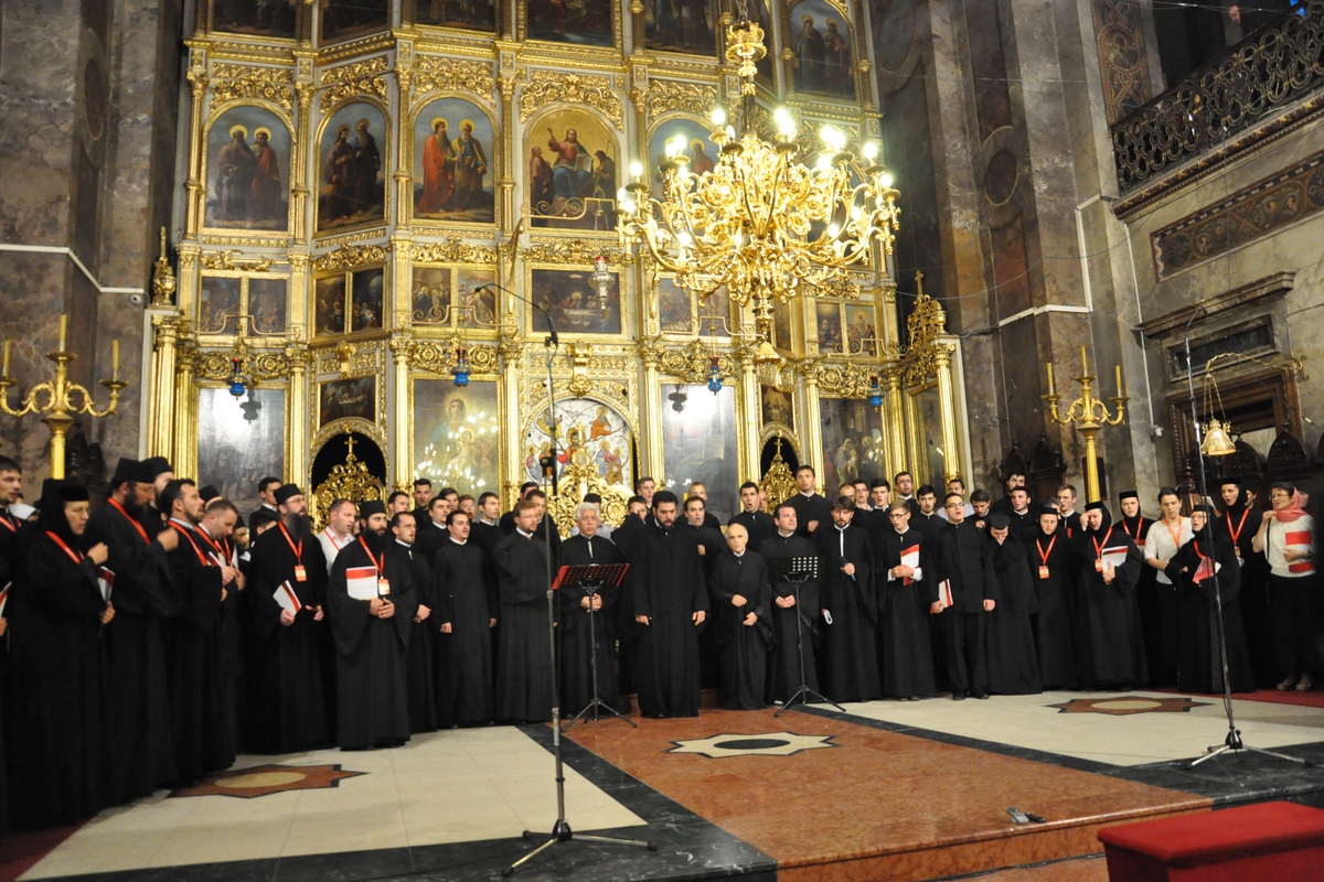 „Dacă muzica este unită cu rugăciunea, cu adevărat formează autenticul cuvânt”