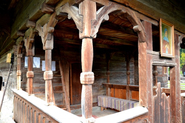 Cine are interes să lovească în Biserică?