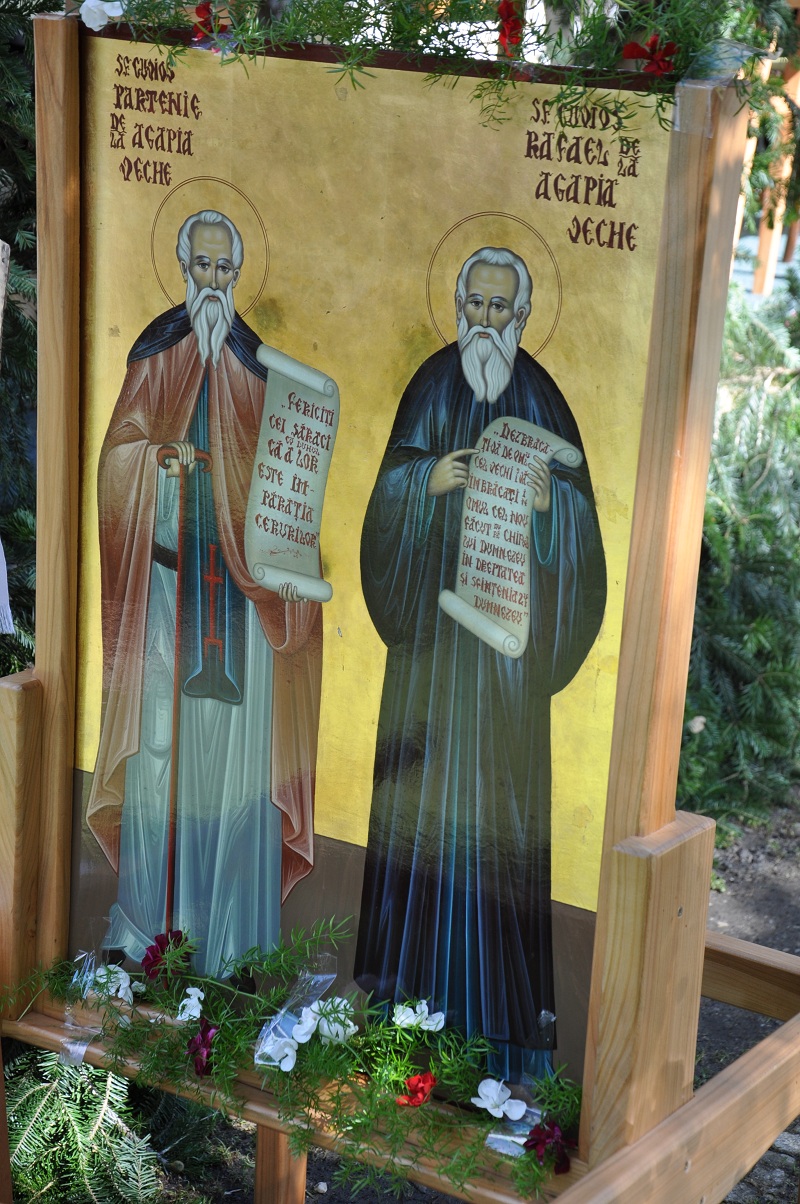 Agapia Veche, locul de întâlnire cu Sfinții Rafail și Partenie pentru numeroși pelerini