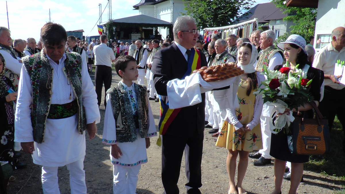 Sfinţirea Bisericii „Înălţarea Domnului“ a Cimitirului Pacea - Nou din Suceava