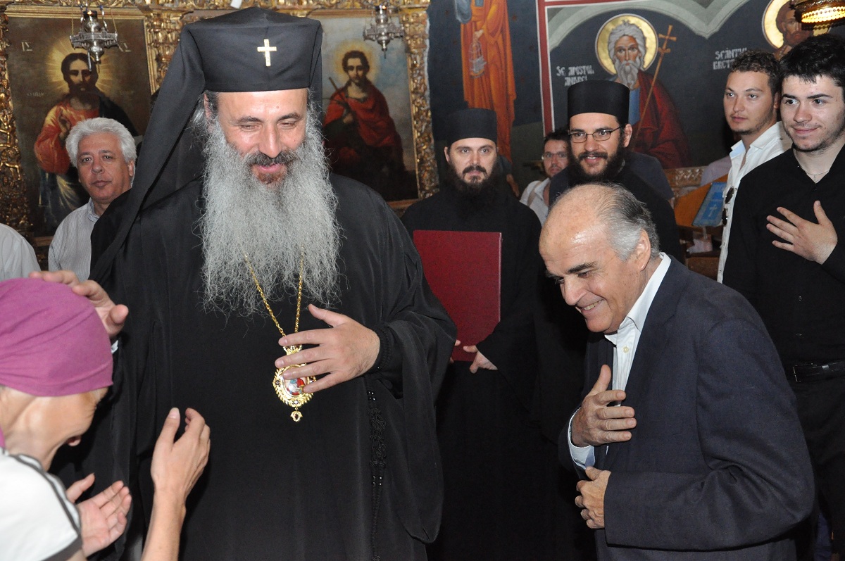 Sfântă Liturghie arhierească, în cadrul manifestărilor Masterclass-ului de Cânt Bizantin de la Iaşi