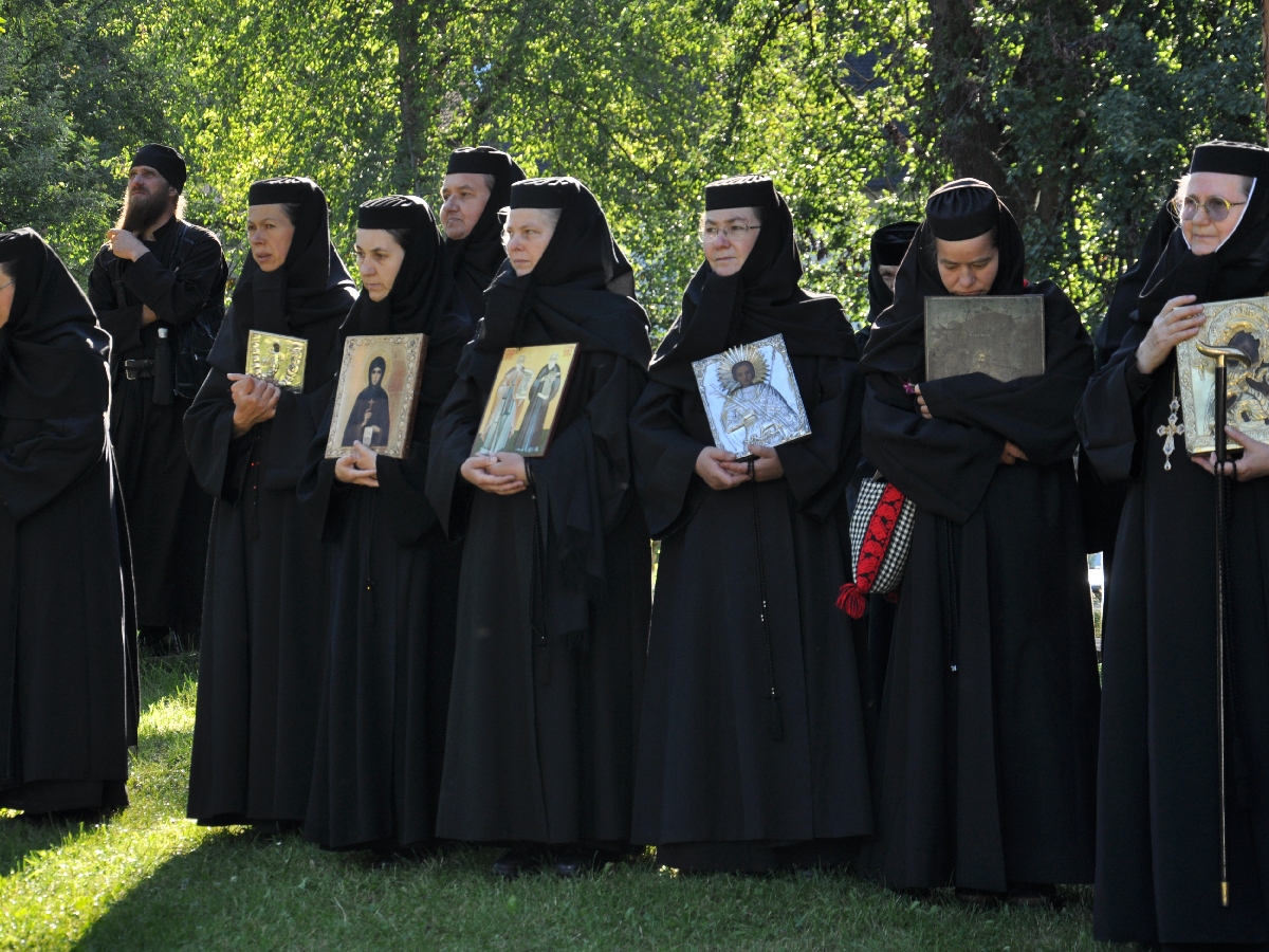 Agapia Veche, locul de întâlnire cu Sfinții Rafail și Partenie pentru numeroși pelerini