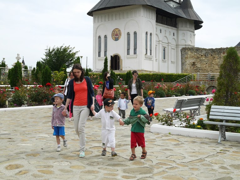 Vară plină de activităţi pentru cei mici