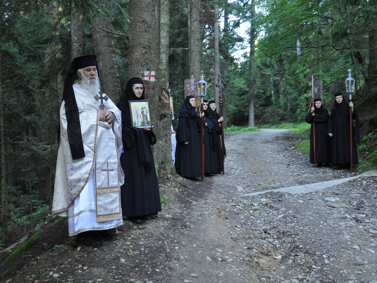 Agapia Veche, locul de întâlnire cu Sfinții Rafail și Partenie pentru numeroși pelerini