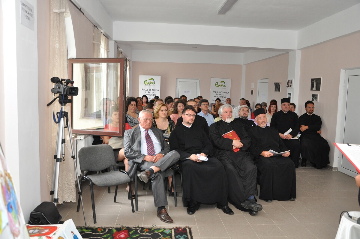 Simpozion dedicat vieţii religioase în satul românesc, la Ruginoasa