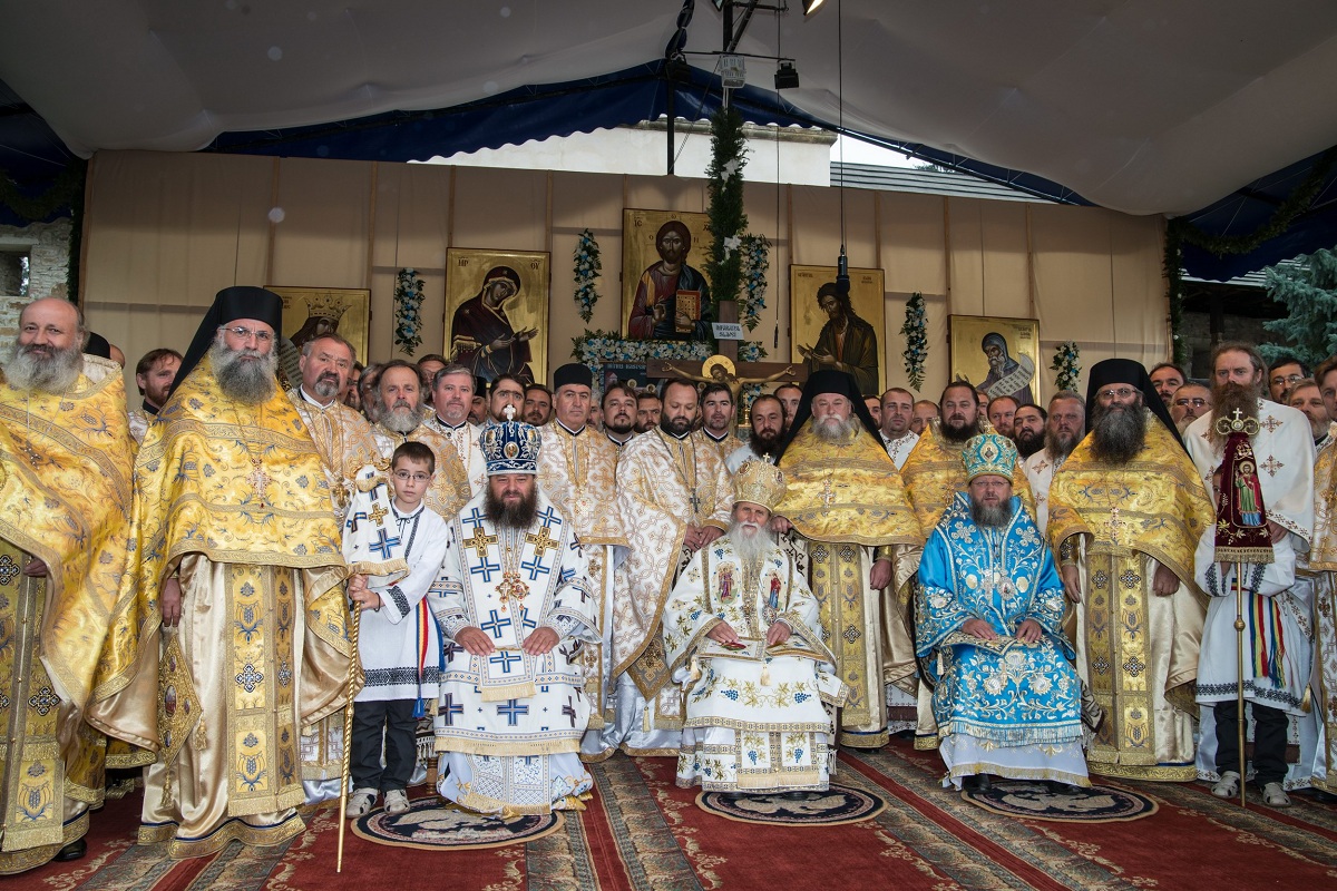 &quot;Maica Domnului a trăit în rugăciune, smerenie şi ascultare&quot;