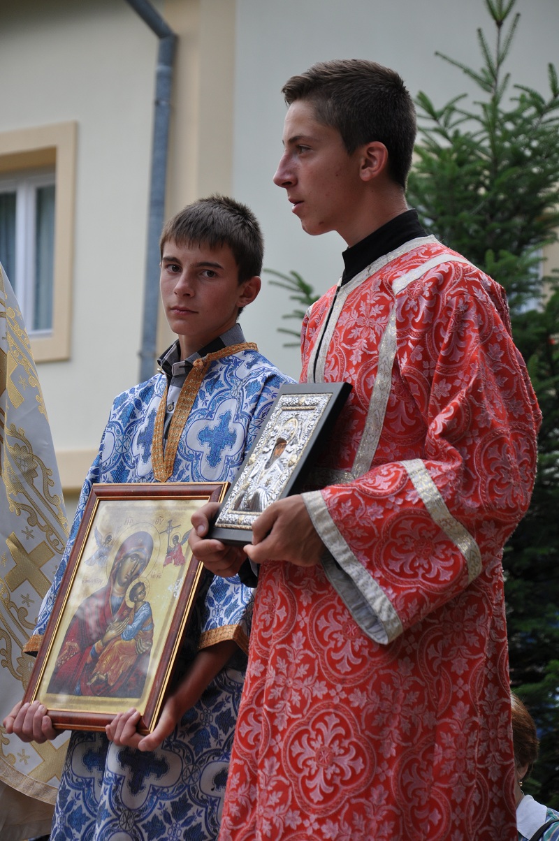 Sfințire de loc de biserică oficiată de IPS Mitropolit Teofan la Bălțătești