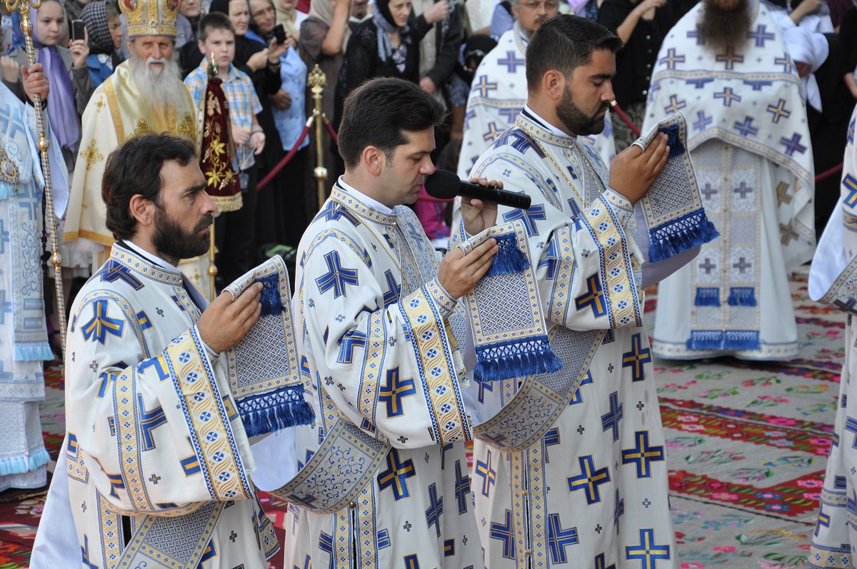 IPS Teodosie, la hramul Mănăstirii Sihăstria: „Sfânta Teodora este cea mai aleasă dintre sfinții cuvioși ai țării noastre”