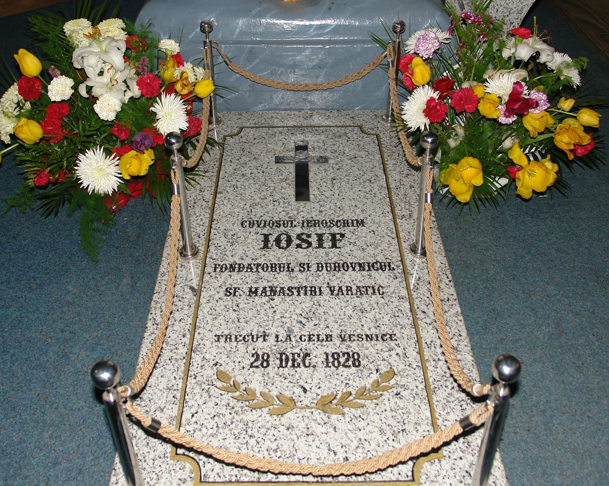 Moaştele Sfântului Iosif de la Varatic, spre închinarea credincioşilor